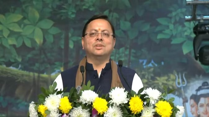  अध्यात्म महोत्सव में पहुंचे मुख्यमंत्री धामी, राजनाथ सिंह व लोकसभा अध्यक्ष, सीएम ने कहा- अगले साल लागू होगा यूसीसी