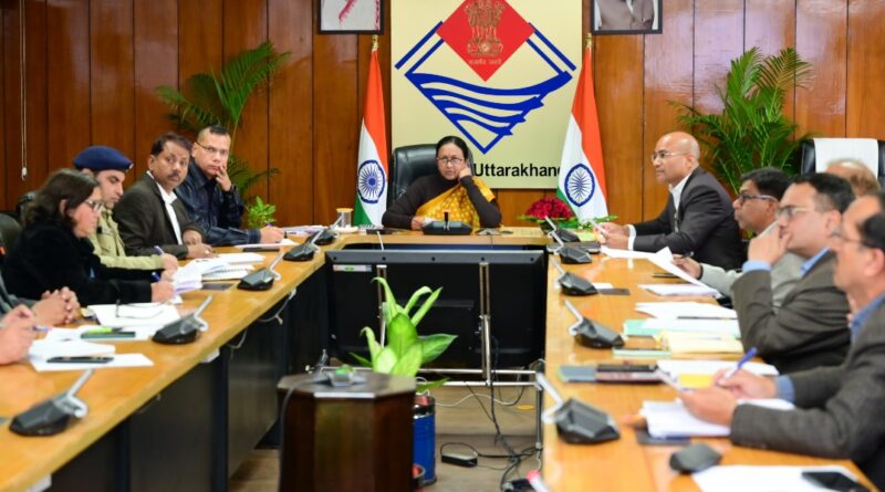 एसीएस राधा रतूड़ी ने शीत लहर के सम्बन्ध में प्रशासन की तैयारियों की करी समीक्षा, ट्रैकिंग एजेंसियों व कम्पनियों के रजिस्ट्रेशन की व्यवस्था को पुख्ता करने के दिए निर्देश 