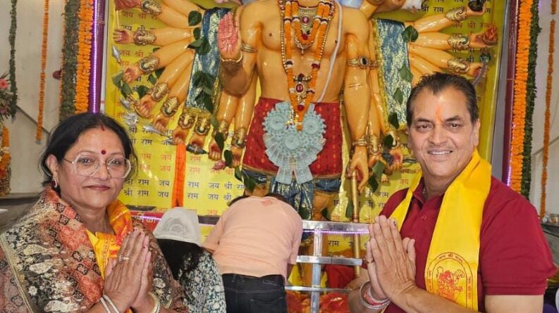कैबिनेट मंत्री प्रेमचंद अग्रवाल हनुमान जयंती पर पहुँचे एकादशमुखी हनुमान मंदिर,पूजा अर्चना कर लिया आशीर्वाद