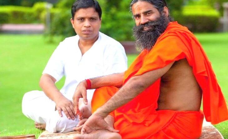 योग गुरु बाबा रामदेव और पतंजलि आयुर्वेद के प्रबंध निदेशक आचार्य बालकृष्ण ने सुप्रीम कोर्ट में बिना शर्त मांगी माफी, जानिए क्या है पूरा मामला ?