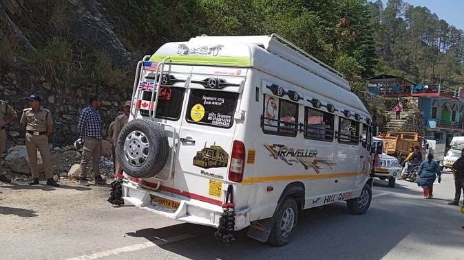 मानसूनी सीजन में चारधाम यात्रा मार्ग पर रहता है खतरा, वाहन संचालकों के लिए निर्देश जारी