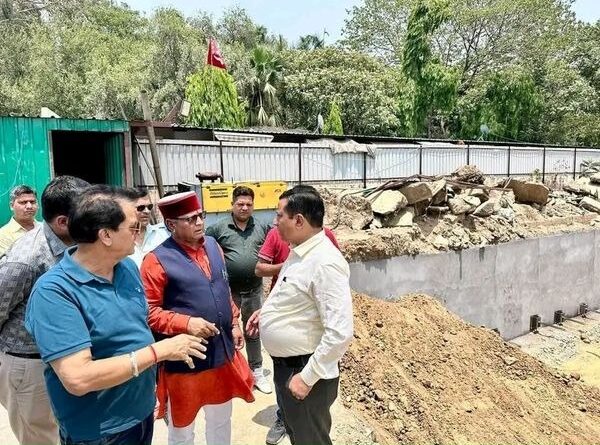 विभागीय मंत्री डॉ प्रेमचंद अग्रवाल ने इंदिरा मार्केट प्रोजेक्ट का किया निरीक्षण, 10 मंजिला इमारत में बनेंगी 564 दुकानें, 3 हजार से ज्यादा वाहनों की होगी पार्किंग