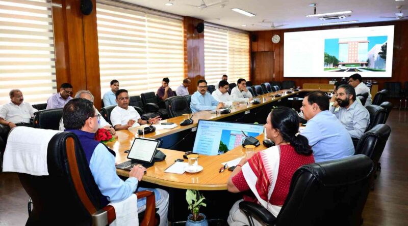मुख्यमंत्री धामी ने उद्योग विभाग एवं सिडकुल की बैठक के दौरान अधिकारियों को दिये निर्देश,परियोजनाओं को 2 साल में पूर्ण करने का लक्ष्य