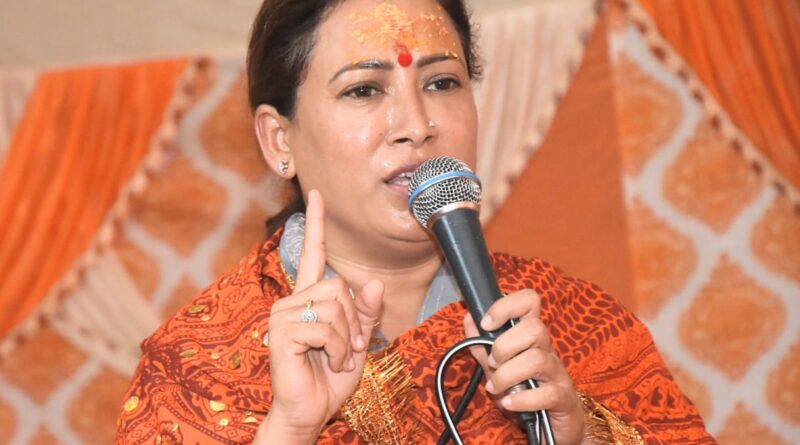 कैबिनेट मंत्री रेखा आर्या ने बद्रीनाथ विधानसभा के पीपलकोटी मंडल में महिला मोर्चा सम्मेलन में किया प्रतिभाग,केंद्र और राज्य सरकार की गिनाई उपलब्धियां