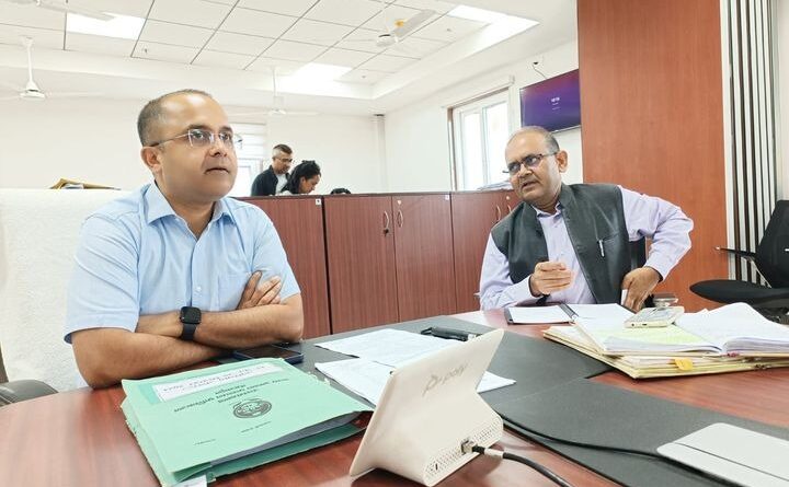 सचिव मुख्यमंत्री शैलेश बगौली ने यूएसडीएमए के कंट्रोल रूम की व्यवस्थाओं का लिया जायजा, मानसून को लेकर तैयारियों के संबंध में ली जानकारी 