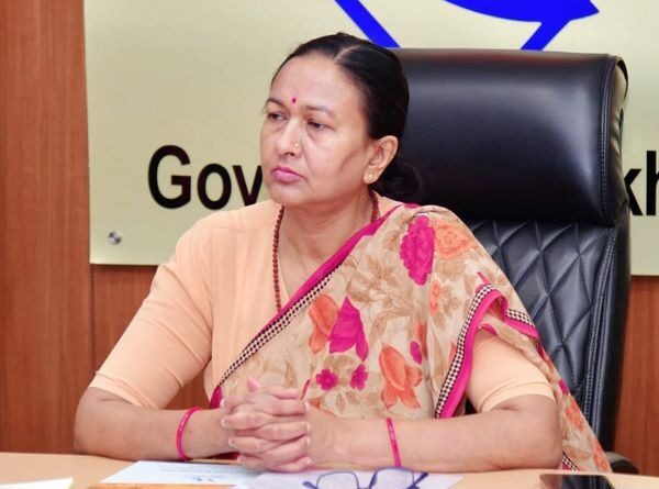 मुख्य सचिव राधा रतूड़ी ने परिवार पहचान पत्र से संबंधित व्यय वित्त समिति (ईएफसी) की ली बैठक,बजट का दिया अनुमोदन