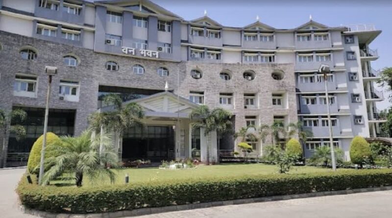 उत्तराखंड में 12 आईएफएस अधिकारियों के हुए तबादले, देखें पूरी लिस्ट