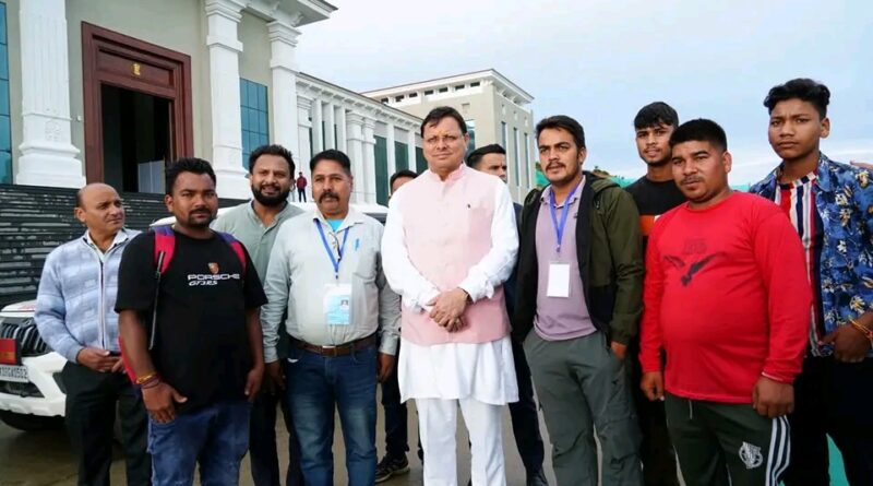 मुख्यमंत्री धामी ने मानसून सत्र के सफल आयोजन के लिए श्रमिकों, शासन व प्रशासन के अधिकारियों एवं कार्मिकों को दिया धन्यवाद
