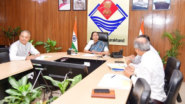 शहीदों और पूर्व सैनिकों को सरकार की सौगात,आश्रितों को मिलेगा 10 लाख रुपये अनुदान, छात्रवृत्ति राशि में भी वृद्धि,मुख्य सचिव राधा रतूड़ी ने दिये निर्देश