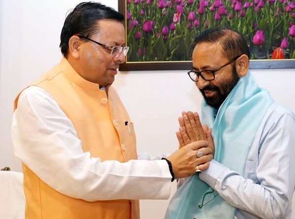 मुख्यमंत्री धामी से धनोल्टी विधानसभा क्षेत्र विधायक प्रीतम सिंह पंवार ने की भेंट 