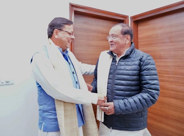 मुख्यमंत्री धामी ने विधानसभा गैरसैंण में नेता प्रतिपक्ष यशपाल आर्य से की शिष्टाचार भेंट