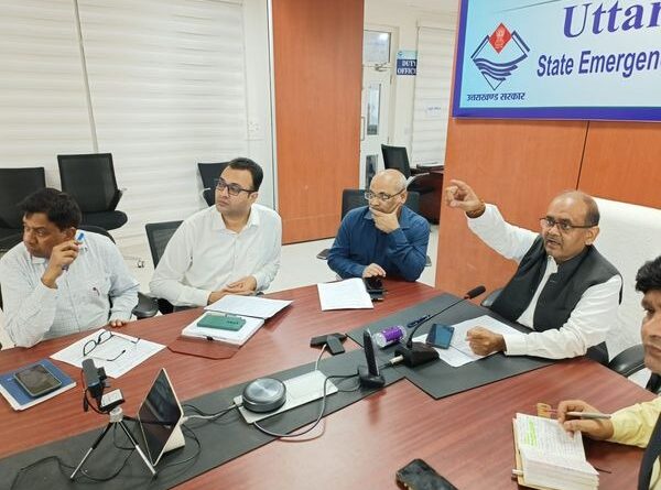 सचिव आपदा प्रबंधन विनोद कुमार सुमन ने राज्य आपातकालीन परिचालन केंद्र पहुंचकर मानसून के दृष्टिगत सभी जिलों में हालात का लिया जायजा, दिए निर्देश 