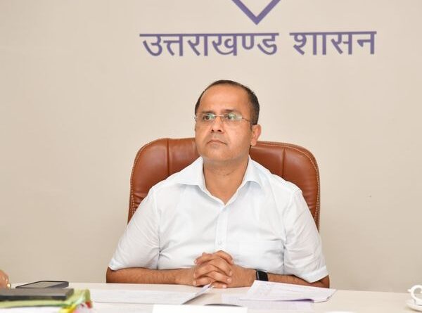 सचिव गृह शैलेश बगोली ने शत्रु सम्पत्ति से संबंधित प्रकरणों की करी समीक्षा बैठक, चिन्हित संपत्तियों को सरकार अपने कब्जे में लेगी, दिए निर्देश 