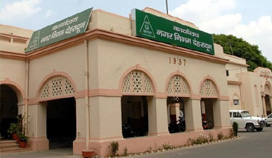 कूड़ा उठान में मिली अनियमित्ता, नगर निगम ने दो कंपनियों का किया 1.70 लाख का चालान
