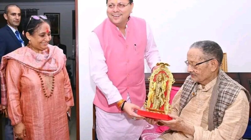 मुख्यमंत्री धामी ने पूर्व मुख्यमंत्री भुवन चंद्र खंडूड़ी को  दीपावली की दी बधाई एवं शुभकामनाएं