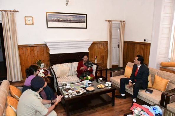 मुख्य सचिव राधा रतूड़ी ने विभागीय अधिकारियों के साथ की बैठक, सरकार की योजनाओं को हर वर्ग के व्यक्ति तक पहुंचाने के दिए निर्देश