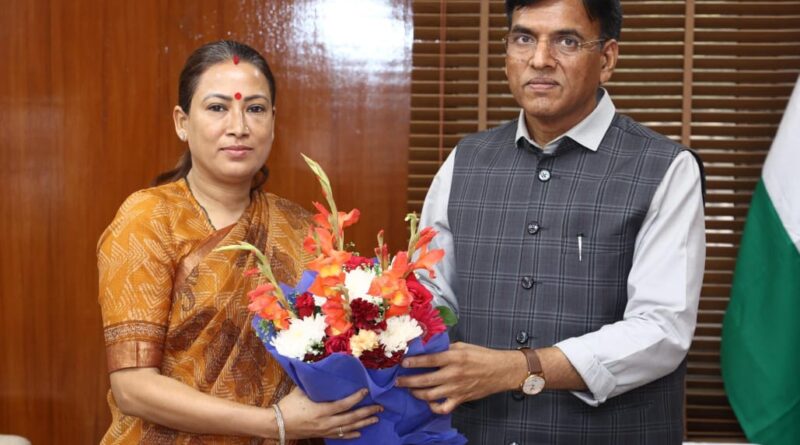 खेल मंत्री रेखा आर्या ने केंद्रीय खेल मंत्री मनसुख मंडाविया से की शिष्टाचार भेंट,GTCC के गठन पर जताया आभार,युवा महोत्सव में आने के लिए किया आमंत्रित