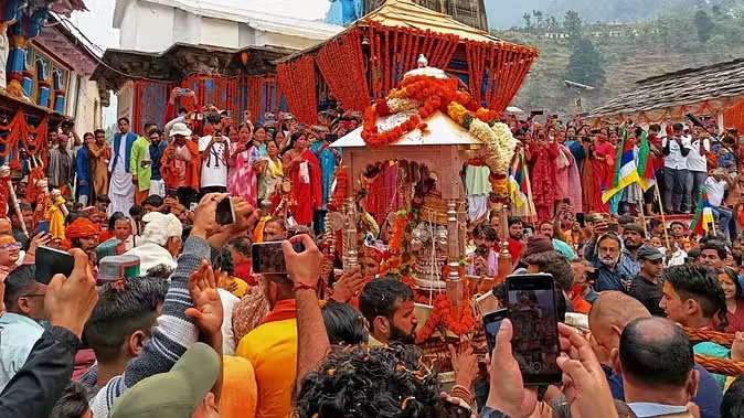 आज शीतकालीन गद्दीस्थल ओंकारेश्वर मंदिर ऊखीमठ में विराजमान होंगे बाबा केदार, छह माह यहीं होगी पूजा