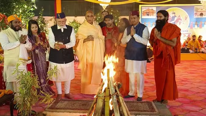 प्रधानमंत्री मोदी ने धूमधाम से मनाया उत्तराखंड का लोकपर्व इगास बग्‍वाल, सांसद अनिल बलूनी के आवास पर किया गौपूजन