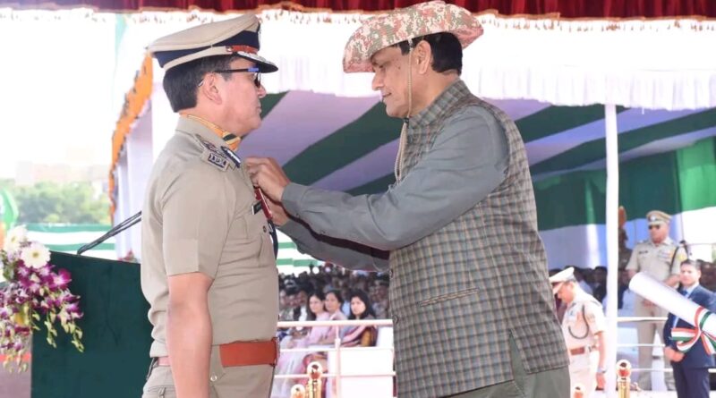 आईपीएस संजय गुंज्याल राष्ट्रपति पुलिस पदक से सम्मानित, भुवनेश्वर में आईटीबीपी के रेजिंग डे पर गृह राज्य मंत्री ने किया अलंकृत