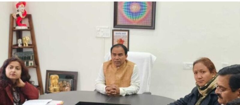 शिक्षा मंत्री डॉ. धन सिंह रावत ने सीआरपी-बीआरपी व चतुर्थ श्रेणी पदों पर शीघ्र नियुक्ति के दिये निर्देश