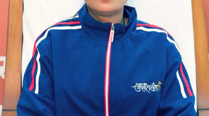 नेशनल रिकार्ड तोडने वाली धिनिधी को भाया स्विमिंग पूल, कहा उत्तराखंड में मिली ओल्मपिक की बराबरी की सुविधाएं