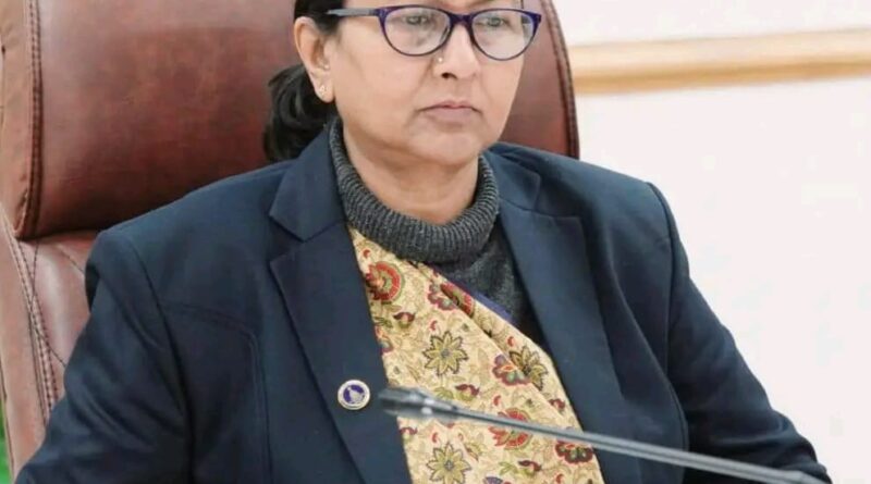 मुख्य सचिव राधा रतूड़ी ने जिलाधिकारियों के साथ वनाग्नि तथा भूकम्प से सम्बन्धित मॉक ड्रिल की तैयारियों की करी समीक्षा