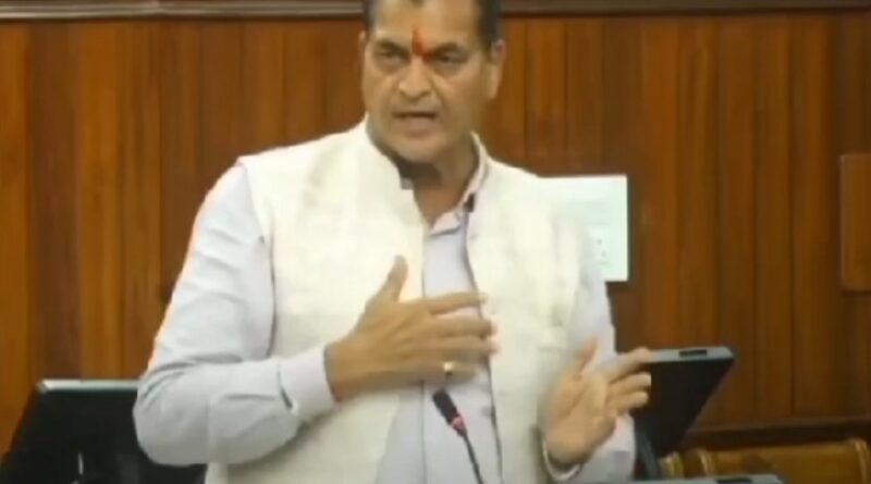 विधानसभा सत्र के दौरान कैबिनेट मंत्री प्रेमचंद अग्रवाल के बयान से मचा बवाल, प्रदेश पार्टी कार्यालय तलब, प्रदेश अध्यक्ष महेंद्र भट्ट ने दी नसीहत