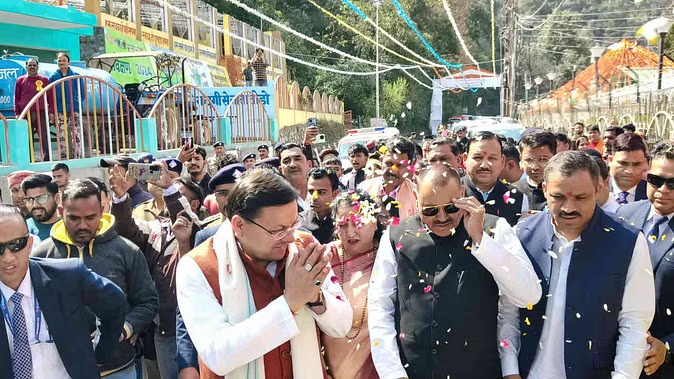 मुख्यमंत्री धामी शहीद मेले के शुभारंभ पर पहुंचे कोटद्वार दुगड्डा, अमर शहीद चंद्रशेखर आजाद को पुष्पांजलि अर्पित कर दी श्रद्धांजलि