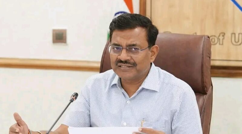 मुख्य सचिव आनन्द बर्द्धन ने की मुख्यमंत्री घोषणाओं पर समीक्षा बैठक, ‘छह माह से लंबित घोषणाओं पर भी विशेष ध्यान दें’ अधिकारी